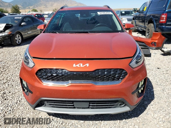 2022 Kia Niro Touring SE with VIN KNDCC3LCXN5532572, listed as a Copart auction lot 67485494 with 27,554 mi miles and Salvage Title. Bid and sale history available at carsss.com. Image 5.