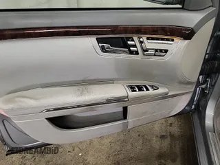 2013 Mercedes-Benz S 550 with VIN WDDNG9EB7DA512568, listed as a IAAI auction lot 42843877 with 128,764 mi miles and . Bid and sale history available at DreamBid. Image 1.