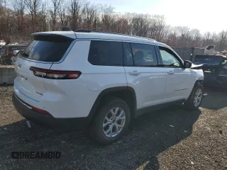 2023 Jeep Grand Cherokee Limited with VIN 1C4RJKBG2P8886599, listed as a Copart auction lot 50160645 with 43,806 mi miles and Salvage title. Bid and sale history available at DreamBid. Image 3.