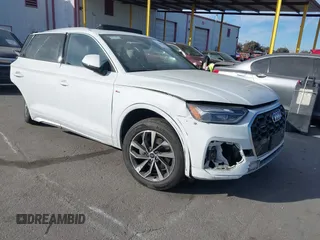 2022 Audi Q5 S line Premium with VIN WA1GAAFY3N2101201, listed as a IAAI auction lot 41263245 with 28,361 mi miles. Bid and sale history available at carsss.com. Image 1.
