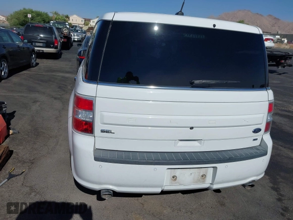 2016 Ford Flex SEL with VIN 2FMHK6C85GBA12635, listed as a IAAI auction lot 40715147 with 104,573 mi miles. Bid and sale history available at carsss.com. Image 16.
