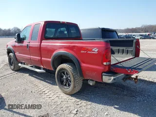 2003 Ford Super Duty F-250 XL with VIN 1FTNX21P13ED26955, listed as a IAAI auction lot 41787057 with 216,130 mi miles. Bid and sale history available at carsss.com. Image 3.