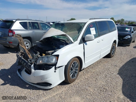 2017 Dodge Grand Caravan GT with VIN 2C4RDGEG6HR737411, listed as a IAAI auction lot 37310973 with 1 mi miles. Bid and sale history available at carsss.com. Image 17.