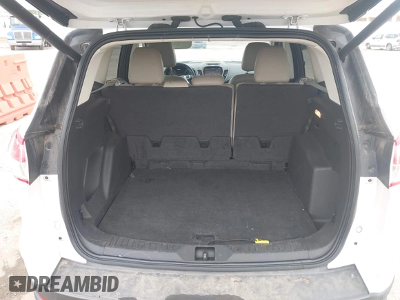 2014 Ford Escape SE with VIN 1FMCU9GX2EUA62133, listed as a IAAI auction lot 42342688 with Not provided miles and . Bid and sale history available at DreamBid. Image 17.