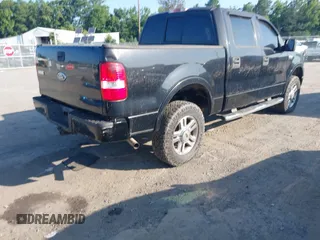 2005 Ford F-150 XLT z VIN 1FTPW14565KF05741, wystawiony jako IAAI lot #42831697 z przebiegiem 128 096 mil mil oraz . Historia ofert i sprzedaży dostępna na DreamBid. Obrazek 4.
