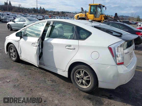 2010 Toyota Prius II z VIN JTDKN3DU4A0058526, wystawiony jako IAAI lot #41150690 z przebiegiem 138 971 mil mil oraz . Historia ofert i sprzedaży dostępna na DreamBid. Obrazek 3.