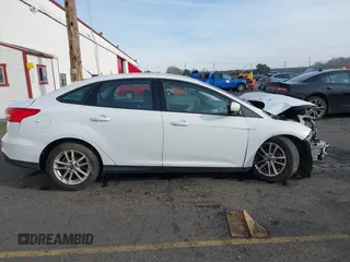 2016 Ford Focus SE с VIN 1FADP3F20GL332154, выставлен на аукционе IAAI как лот 41068931 с пробегом Не указан миль и . История ставок и продаж доступна на DreamBid. Изображение 14.