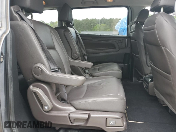 2018 Honda Odyssey Touring with VIN 5FNRL6H81JB078091, listed as a Copart auction lot 51372075 with 104,144 mi miles and Salvage Title. Bid and sale history available at carsss.com. Image 11.