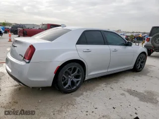 2021 Chrysler 300 with VIN 2C3CCABG2MH545658, listed as a Copart auction lot 51096045 with 72,842 mi miles and Salvage Title. Bid and sale history available at carsss.com. Image 3.