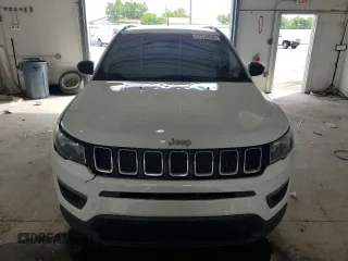 2018 Jeep Compass Sport с VIN 3C4NJDAB8JT239519, выставлен на аукционе Copart как лот 57216835 с пробегом 136 787 миль миль и Списание • Salvage title. История ставок и продаж доступна на DreamBid. Изображение 5.