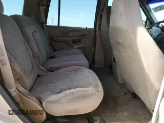 1998 Ford Expedition XLT with VIN 1FMRU1765WLA78708, listed as a Copart auction lot 78035824 with 364,964 mi miles and Salvage Title. Bid and sale history available at carsss.com. Image 12.