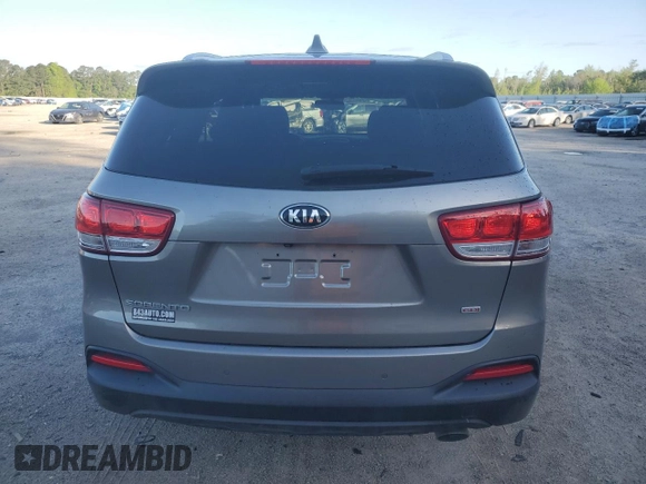 2017 Kia Sorento LX z VIN 5XYPGDA36HG263139, wystawiony jako Copart lot #52196675 z przebiegiem 89 401 mil mil oraz Szkoda całkowita • Salvage title. Historia ofert i sprzedaży dostępna na DreamBid. Obrazek 6.