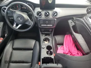 2018 Mercedes-Benz CLA 250 z VIN WDDSJ4GB2JN567499, wystawiony jako Copart lot #41745375 z przebiegiem 71 457 mil mil oraz Czysty tytuł • Clean title. Historia ofert i sprzedaży dostępna na DreamBid. Obrazek 8.