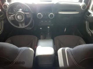 2013 Jeep Wrangler Unlimited Rubicon 10th Anniversary z VIN 1C4HJWFG2DL572943, wystawiony jako Copart lot #80610363 z przebiegiem 88 296 mil mil oraz Szkoda całkowita • Salvage title. Historia ofert i sprzedaży dostępna na DreamBid. Obrazek 8.