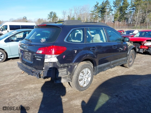 2013 Subaru Outback 2.5i with VIN 4S4BRBAC4D3262168, listed as a IAAI auction lot 41903322 with 199,195 mi miles. Bid and sale history available at carsss.com. Image 4.