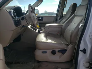 2004 Ford Expedition Eddie Bauer with VIN 1FMPU18L54LB58468, listed as a Copart auction lot 72421214 with 259,950 mi miles and Clean Title. Bid and sale history available at carsss.com. Image 7.
