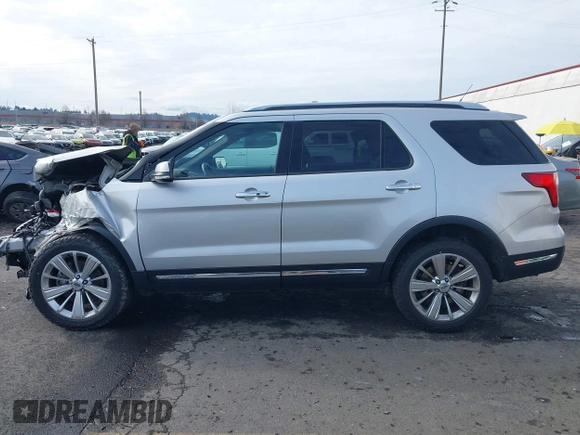 2019 Ford Explorer Limited with VIN 1FM5K8F8XKGB42714, listed as a IAAI auction lot 41525104 with 125,286 mi miles and . Bid and sale history available at carsss.com. Image 15.