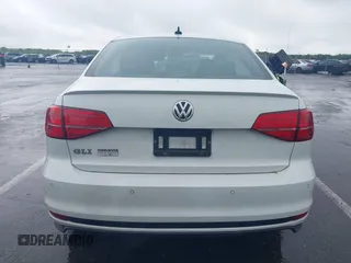 2016 Volkswagen Jetta GLI SE с VIN 3VW4T7AJ6GM413621, выставлен на аукционе IAAI как лот 42199927 с пробегом 87 696 миль миль и . История ставок и продаж доступна на DreamBid. Изображение 16.