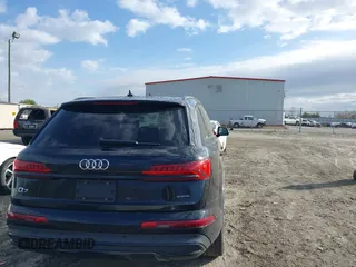 2020 Audi Q7 Premium Plus с VIN WA1LJAF74LD010610, выставлен на аукционе IAAI как лот 41830828 с пробегом 50 801 миль миль и . История ставок и продаж доступна на DreamBid. Изображение 17.