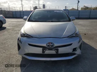 2017 Toyota Prius Two with VIN JTDKARFU7H3037108, listed as a Copart auction lot 49111555 with 203,143 mi miles and Salvage Title. Bid and sale history available at DreamBid. Image 5.