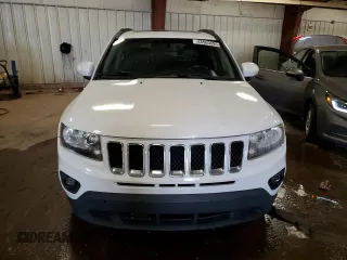2016 Jeep Compass Latitude with VIN 1C4NJCEA1GD784522, listed as a Copart auction lot 48500095 with 134,642 mi miles and Clean Title. Bid and sale history available at carsss.com. Image 5.