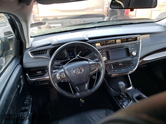 2015 Toyota Avalon Limited with VIN 4T1BK1EB4FU174220, listed as a Copart auction lot 37611773 with 69,781 mi miles and . Bid and sale history available at DreamBid. Image 8.
