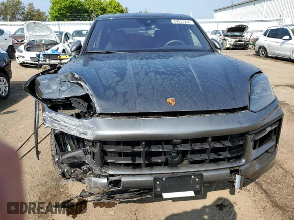 2024 Porsche Cayenne with VIN WP1AA2AY5RDA04955, listed as a Copart auction lot 59577245 with 3,057 mi miles and Salvage title. Bid and sale history available at DreamBid. Image 5.