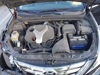 2011 Hyundai Sonata Limited with VIN 5NPEC4AB1BH206843, listed as a IAAI auction lot 41048283 with 204,457 mi miles and . Bid and sale history available at DreamBid. Image 10.