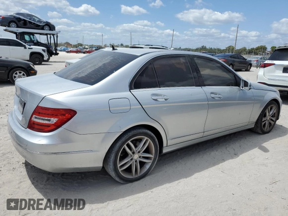 2014 Mercedes-Benz C 250 Sport z VIN WDDGF4HB4EG250095, wystawiony jako Copart lot #53650695 z przebiegiem Nie podano mil oraz Szkoda całkowita • Salvage title. Historia ofert i sprzedaży dostępna na DreamBid. Obrazek 3.