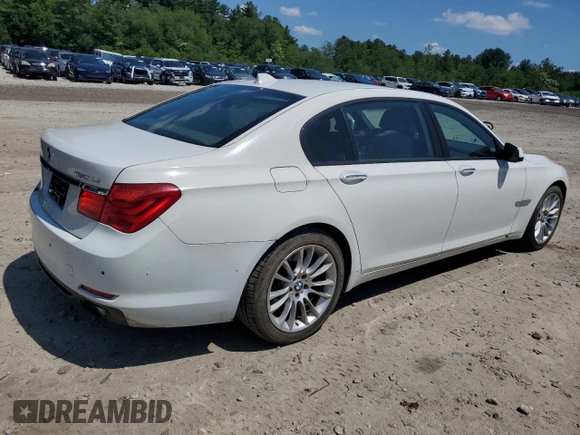 2011 BMW 7 Series 750Li with VIN WBAKB8C51BCY64594, listed as a Copart auction lot 61916875 with 105,499 mi miles and Clean title. Bid and sale history available at DreamBid. Image 3.