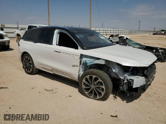 2024 Lincoln Nautilus Reserve with VIN 5LMPJ8KA1RJ838957, listed as a Copart auction lot 53139325 with 11,326 mi miles and Salvage title. Bid and sale history available at DreamBid. Image 4.