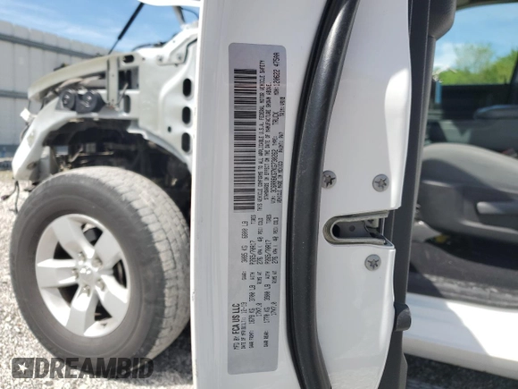 2019 Ram 1500 Tradesman z VIN 3C6RR6KG7KG730262, wystawiony jako Copart lot #52874995 z przebiegiem 78 792 mil mil oraz Szkoda całkowita • Salvage title. Historia ofert i sprzedaży dostępna na DreamBid. Obrazek 13.