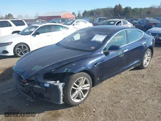 2013 Tesla Model S with VIN 5YJSA1CN7DFP28067, listed as a IAAI auction lot 41817147 with 75,586 mi miles. Bid and sale history available at carsss.com. Image 19.