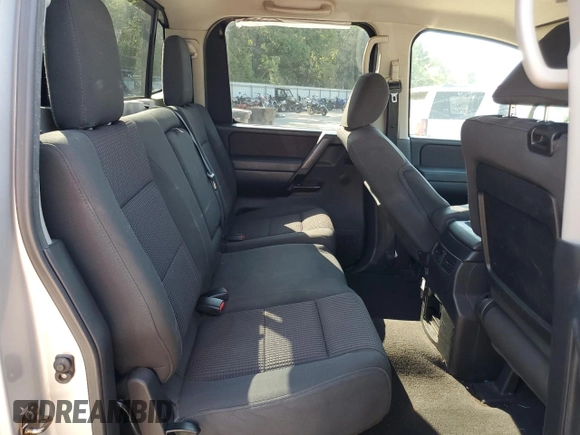 2013 Nissan Titan SV with VIN 1N6BA0EC3DN305832, listed as a Copart auction lot 72400294 with 300,083 mi miles and Salvage title. Bid and sale history available at DreamBid. Image 10.