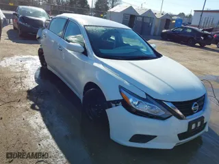 2017 Nissan Altima 2.5 SR with VIN 1N4AL3AP6HC243997, listed as a IAAI auction lot 41588377 with 127,612 mi miles. Bid and sale history available at carsss.com. Image 1.