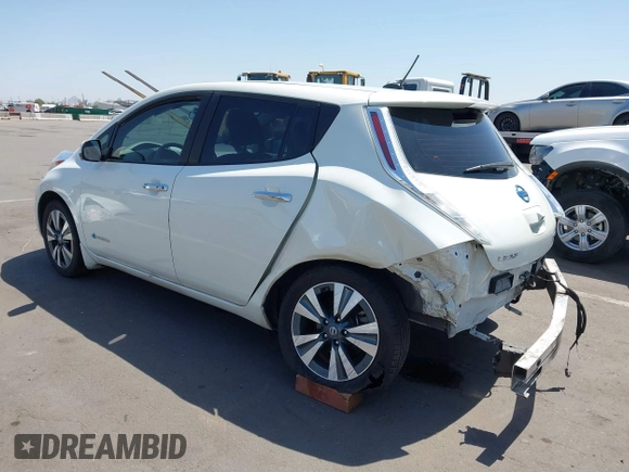 2017 Nissan LEAF SV with VIN 1N4BZ0CP1HC304381, listed as a IAAI auction lot 42532396 with 117,931 mi miles and . Bid and sale history available at DreamBid. Image 3.