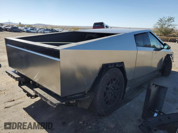 2024 Tesla Cybertruck Cyberbeast z VIN 7G2CEHEE2RA018736, wystawiony jako Copart lot #78482884 z przebiegiem 2 482 mil mil oraz Szkoda całkowita • Salvage title. Historia ofert i sprzedaży dostępna na DreamBid. Obrazek 3.