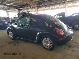 2009 Volkswagen New Beetle Coupe S with VIN 3VWPG31C39M507292, listed as a Copart auction lot 49741035 with 101,343 mi miles and Salvage Title. Bid and sale history available at carsss.com. Image 2.
