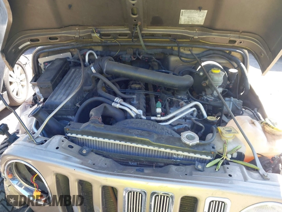 2005 Jeep Wrangler X with VIN 1J4FA39S15P305528, listed as a IAAI auction lot 42288177 with 189,767 mi miles and . Bid and sale history available at DreamBid. Image 10.