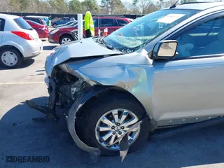 2007 Ford Edge SEL with VIN 2FMDK38C67BA51602, listed as a IAAI auction lot 41810176 with 220,281 mi miles. Bid and sale history available at carsss.com. Image 18.