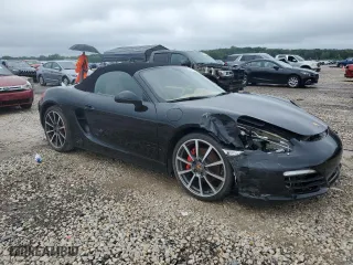 2013 Porsche Boxster S with VIN WP0CB2A82DS133568, listed as a Copart auction lot 67320524 with 34,685 mi miles and Salvage Title. Bid and sale history available at carsss.com. Image 4.