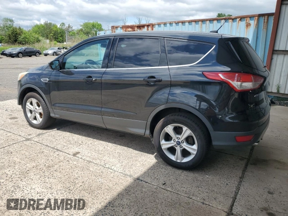 2014 Ford Escape SE z VIN 1FMCU9GX8EUC01956, wystawiony jako Copart lot #57800155 z przebiegiem 174 139 mil mil oraz Czysty tytuł • Clean title. Historia ofert i sprzedaży dostępna na DreamBid. Obrazek 2.