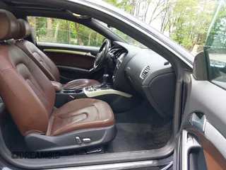 2016 Audi A5 Premium z VIN WAUD2AFR5GA029499, wystawiony jako IAAI lot #42480497 z przebiegiem 197 496 mil mil oraz . Historia ofert i sprzedaży dostępna na DreamBid. Obrazek 5.