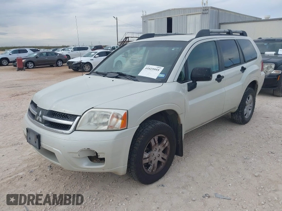 2008 Mitsubishi Endeavor LS with VIN 4A4MN21S78E035818, listed as a IAAI auction lot 41025955 with 219,163 mi miles. Bid and sale history available at carsss.com. Image 2.