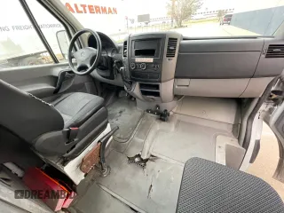2011 Mercedes-Benz Sprinter Cargo Cargo with VIN WD3PE8CB5B5604980, listed as a Copart auction lot 87464074 with 412,111 mi miles and Clean Title. Bid and sale history available at DreamBid. Image 9.