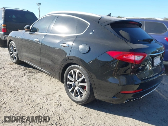 2017 Maserati Levante z VIN ZN661XUL1HX257769, wystawiony jako IAAI lot #41703740 z przebiegiem 107 038 mil mil oraz . Historia ofert i sprzedaży dostępna na DreamBid. Obrazek 3.