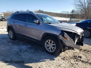 2017 Jeep Cherokee Latitude with VIN 1C4PJMCSXHW564358, listed as a Copart auction lot 42556035 with 85,150 mi miles and Non Repairable. Bid and sale history available at DreamBid. Image 4.