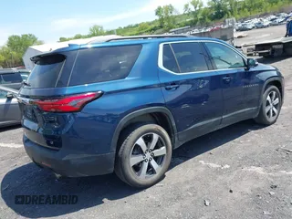 2023 Chevrolet Traverse LT z VIN 1GNEVHKWXPJ264538, wystawiony jako IAAI lot #42252033 z przebiegiem 25 321 mil mil oraz . Historia ofert i sprzedaży dostępna na DreamBid. Obrazek 4.