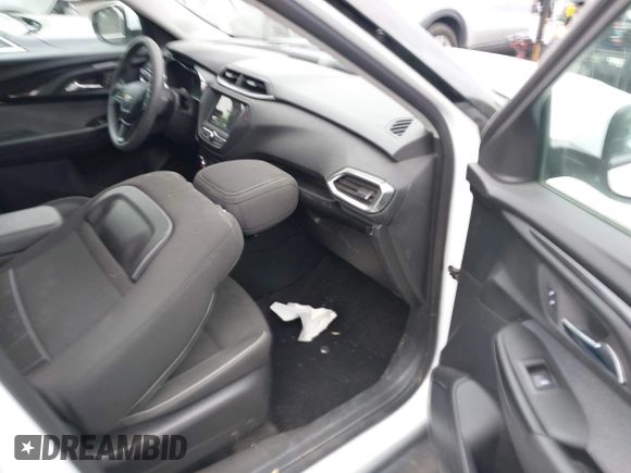 2023 Chevrolet TrailBlazer LT with VIN KL79MRSL5PB190333, listed as a IAAI auction lot 42040673 with 43,209 mi miles and . Bid and sale history available at DreamBid. Image 5.