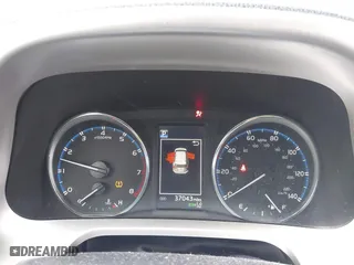 2018 Toyota RAV4 Limited with VIN JTMDFREV0JD240717, listed as a IAAI auction lot 42016016 with 37,043 mi miles. Bid and sale history available at carsss.com. Image 7.